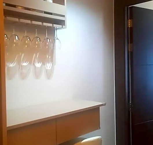 E & T Homecations 2 Bedroom At Smdc Air Residences